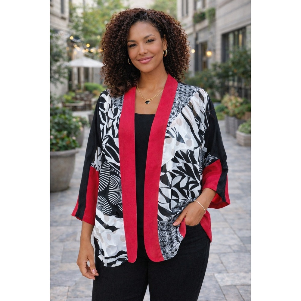 Travelers Collection Artsy Kimono Jacket Art to Wear Chico's‎ Size Medium NWT